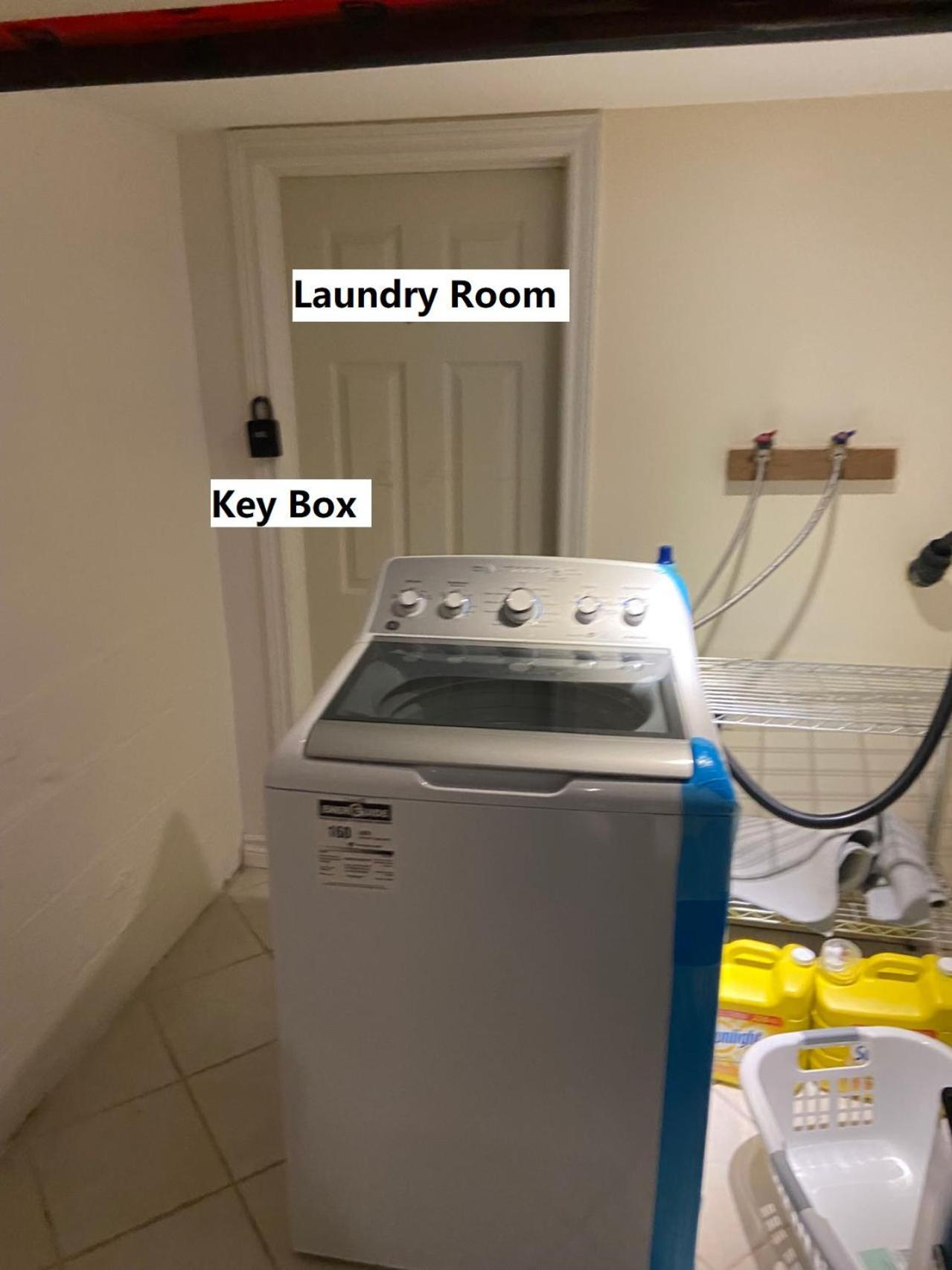 Budget Quad Room With En Suite Bathroom 36B Toronto Dış mekan fotoğraf